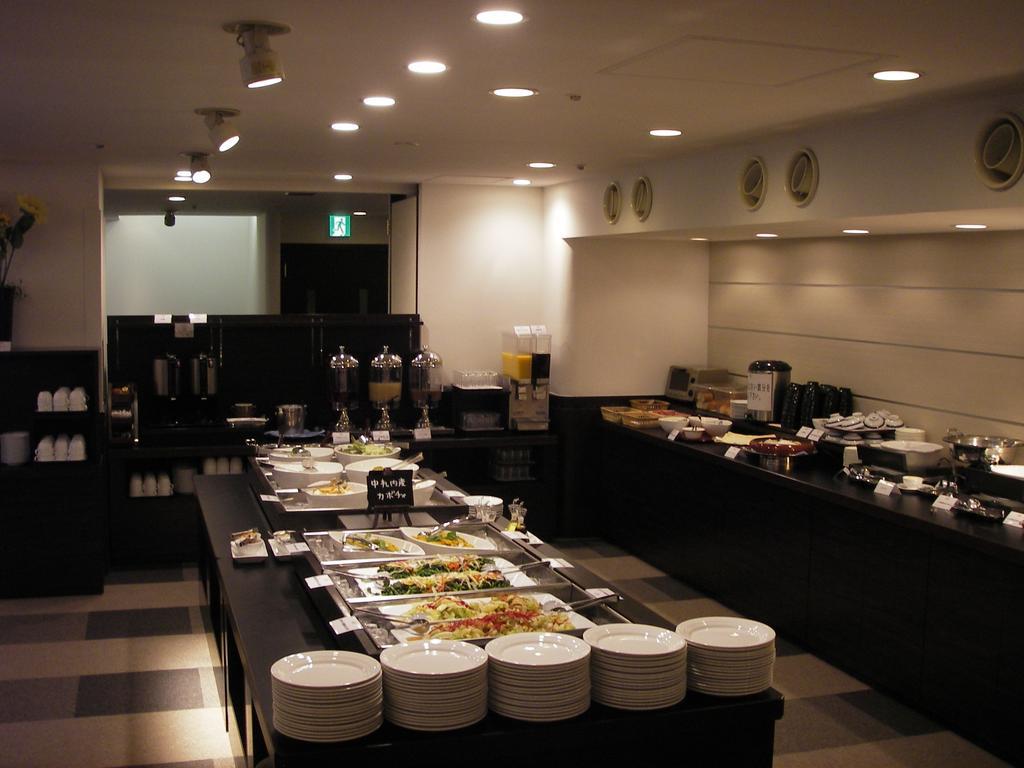 Hotel Sunroute New Sapporo Exteriör bild