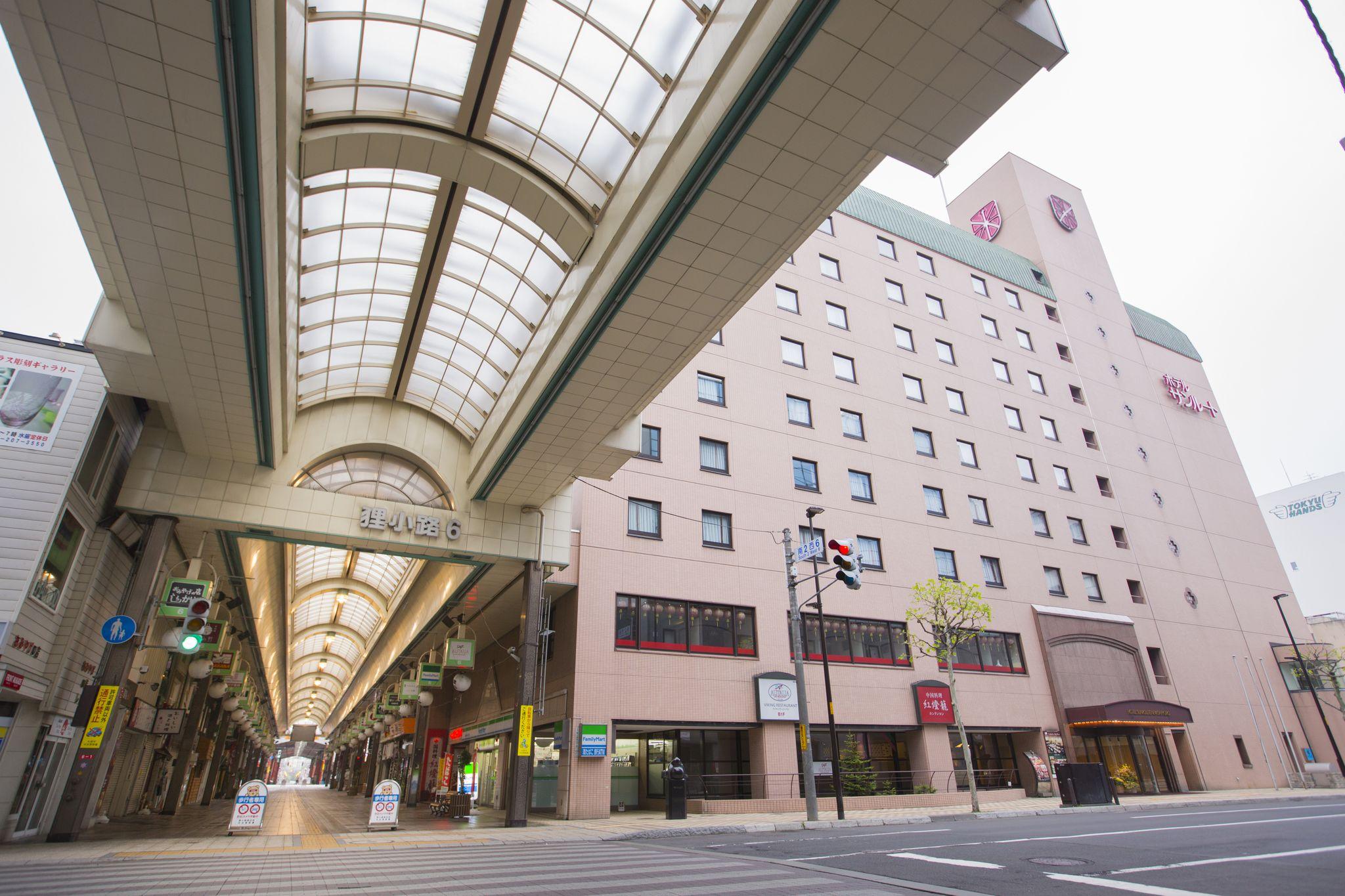 Hotel Sunroute New Sapporo Exteriör bild